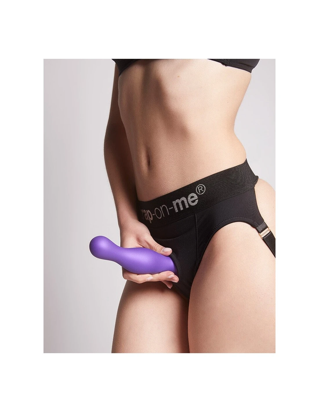 Strap-on-me Dildo Plug Curvy Metallic Purple XXL 3 Strap-on-me Dildo Plug Curvy Metallic Purple XXL - Afbeelding 3